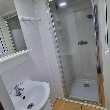 Baza Turystyczna Atol Lodge Wladyslawowo