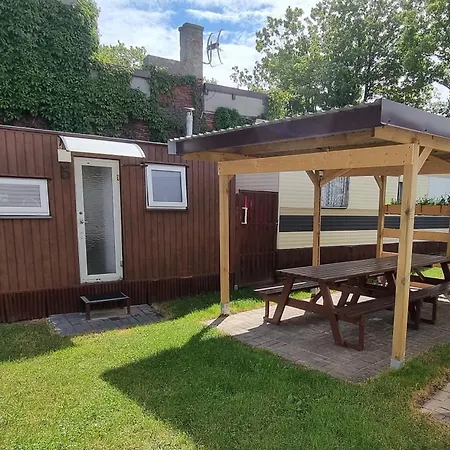 Lodge Baza Turystyczna Atol *