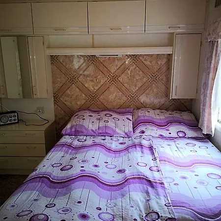 Baza Turystyczna Atol *