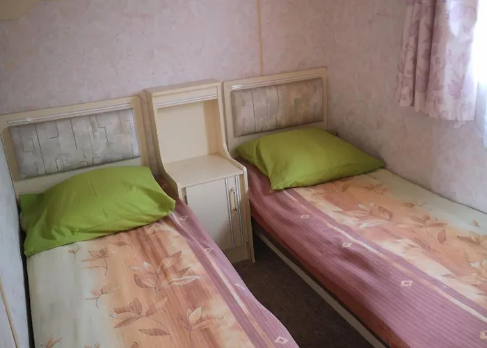 Baza Turystyczna Atol *